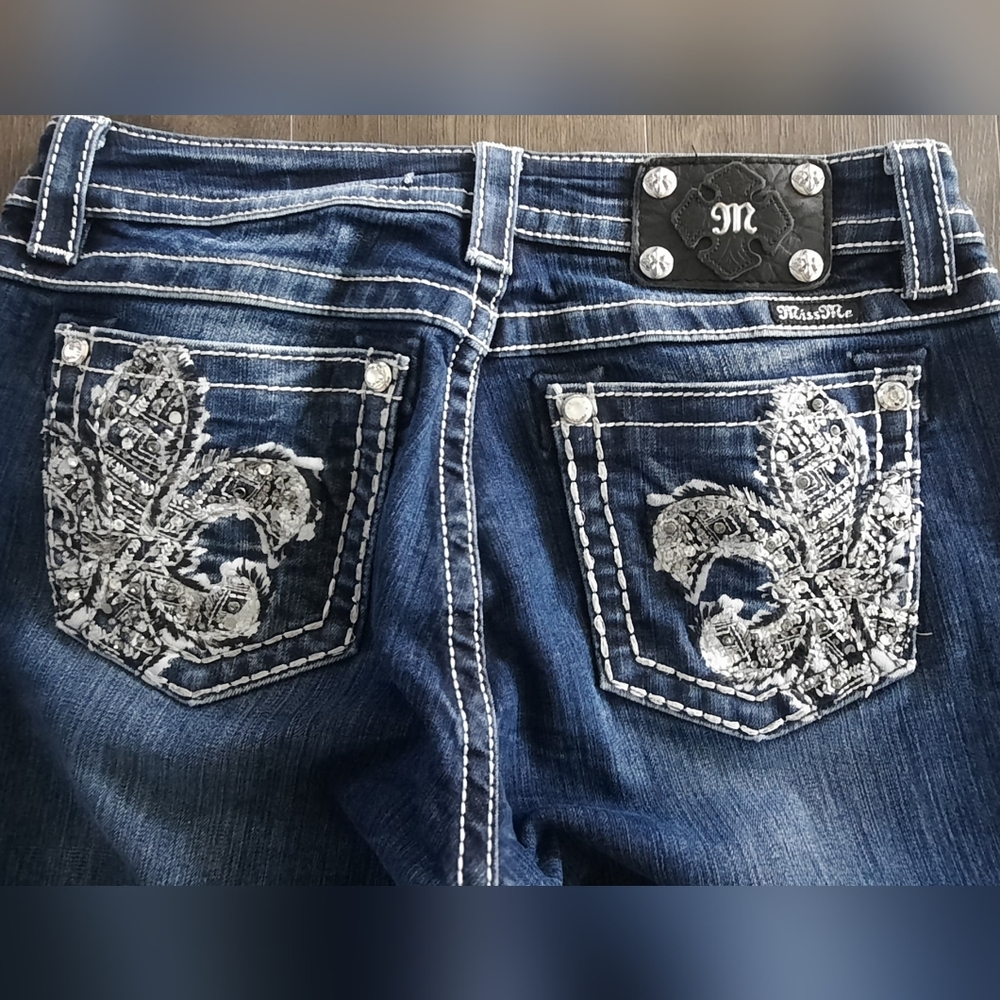 Miss Me 30W x 31L jeans